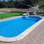 Nane Garden House With Heated Pool Mirce