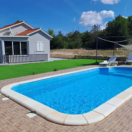 Holiday home Nane Garden House With Heated Pool