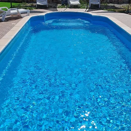 Nane Garden House With Heated Pool Mirce